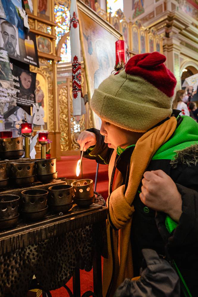 RS. ukraineWARZ6K_9801w